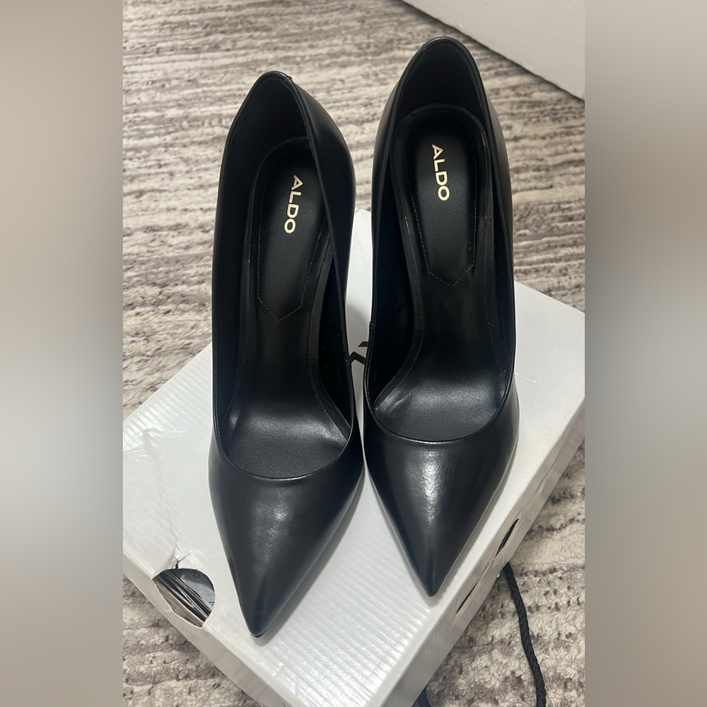 Aldo Classic Black Pointed Heels